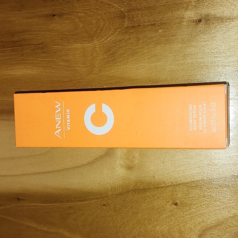 Anew Vitamin C Illuminating Body Serum